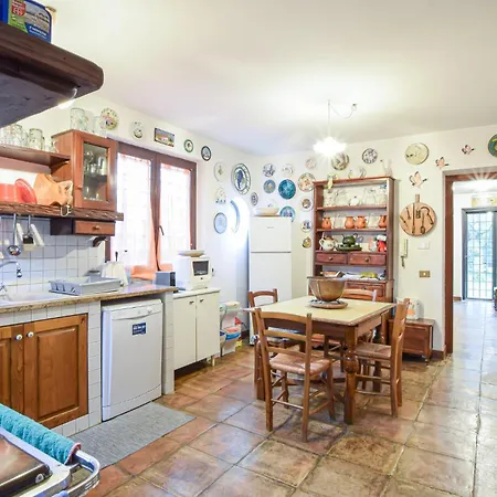 Holiday home Awesome In Calvi Dell'umbria Calvi dell' Umbria
