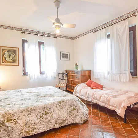 Holiday home Awesome In Calvi Dell'umbria *
