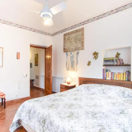 Holiday home Awesome In Calvi Dell'umbria Calvi dell' Umbria