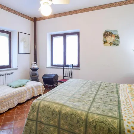 Awesome In Calvi Dell'umbria Holiday home Calvi dell' Umbria